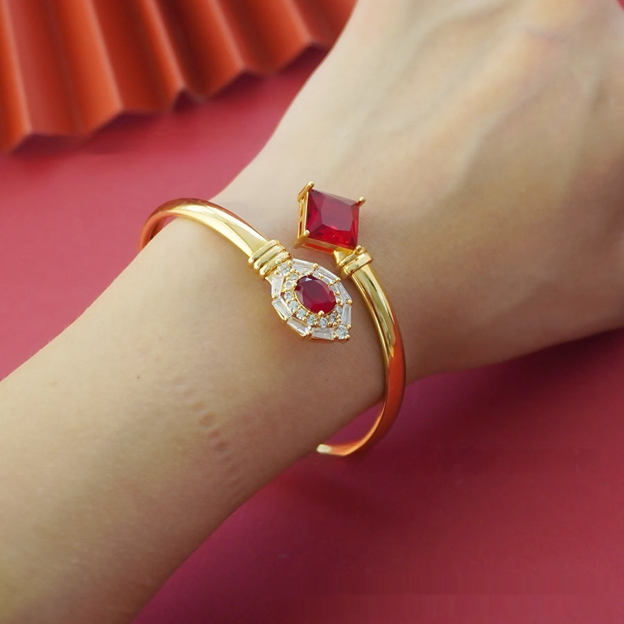 Women's Fashion Elegant Round Zircon Bracelet